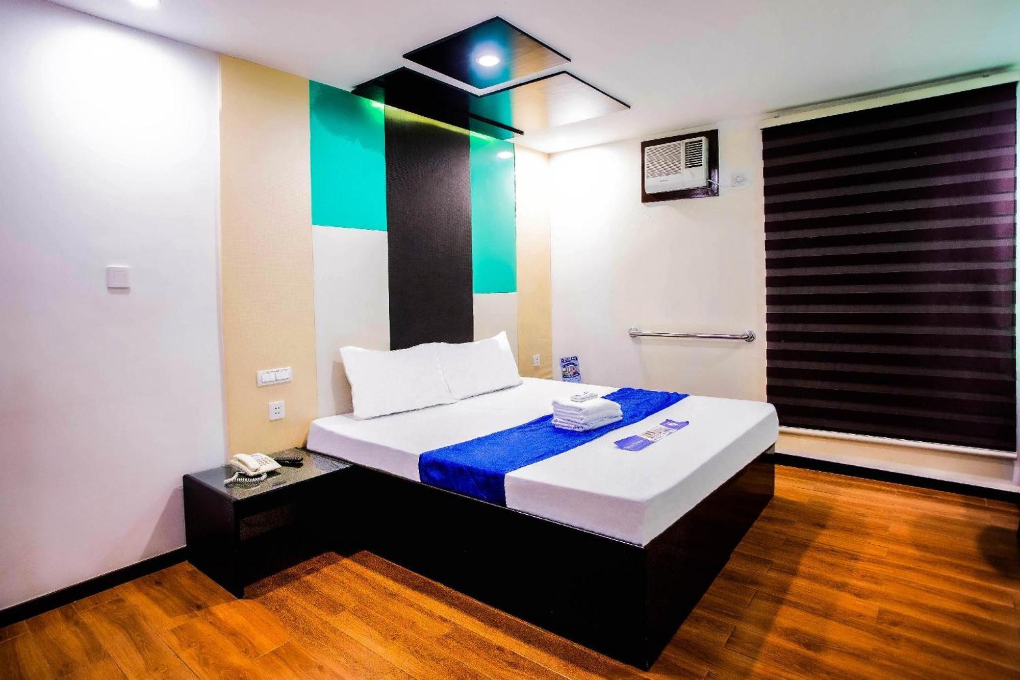 Hotel Dreamworld North Edsa Quezon City Exterior foto