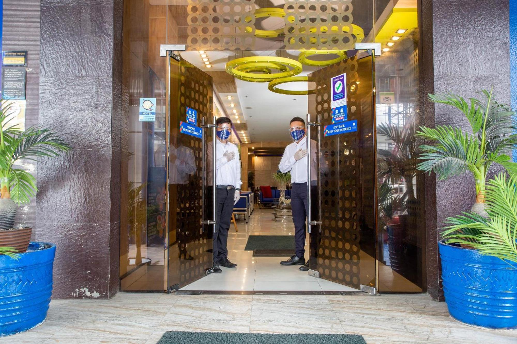 Hotel Dreamworld North Edsa Quezon City Exterior foto