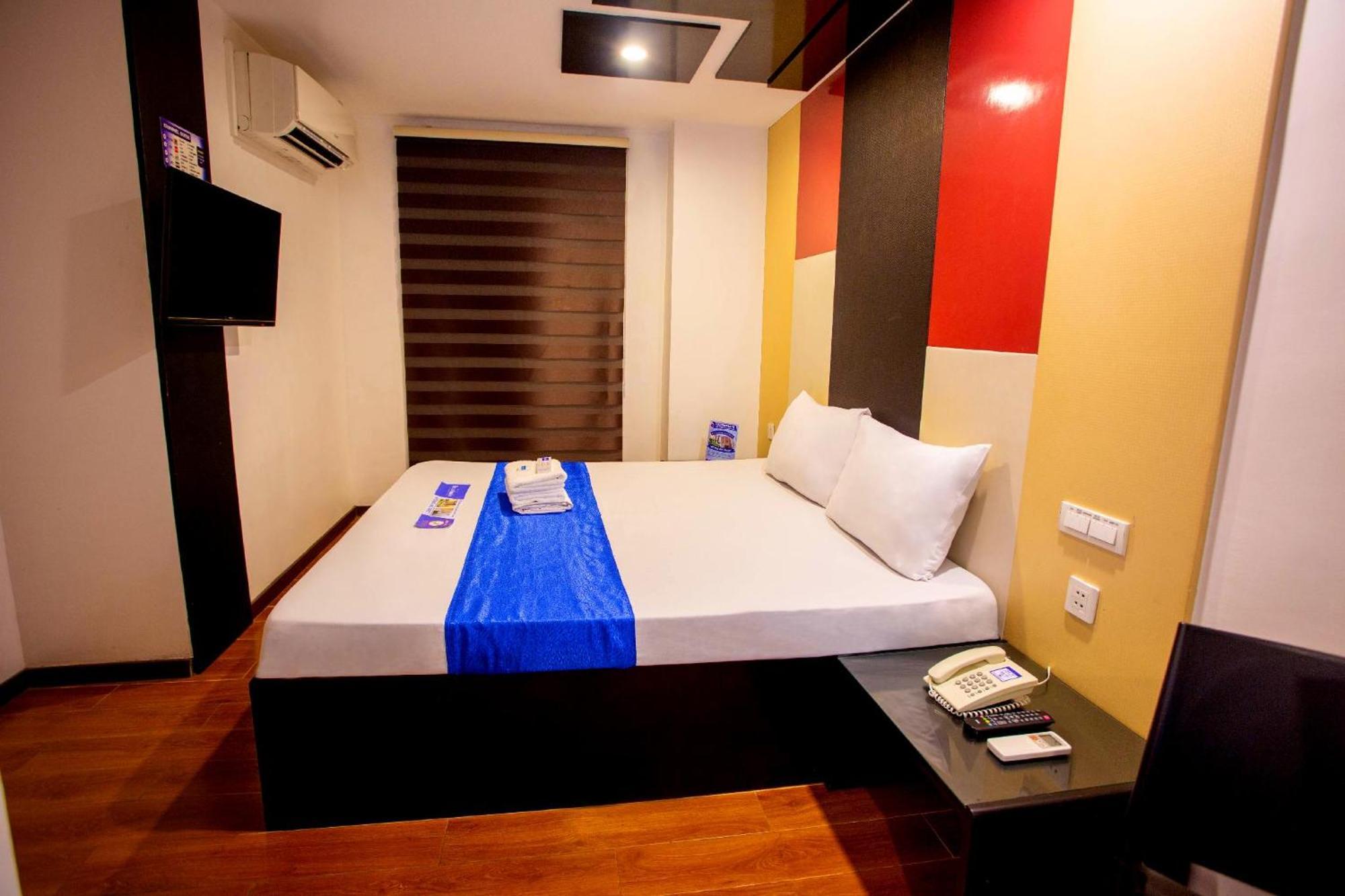 Hotel Dreamworld North Edsa Quezon City Exterior foto